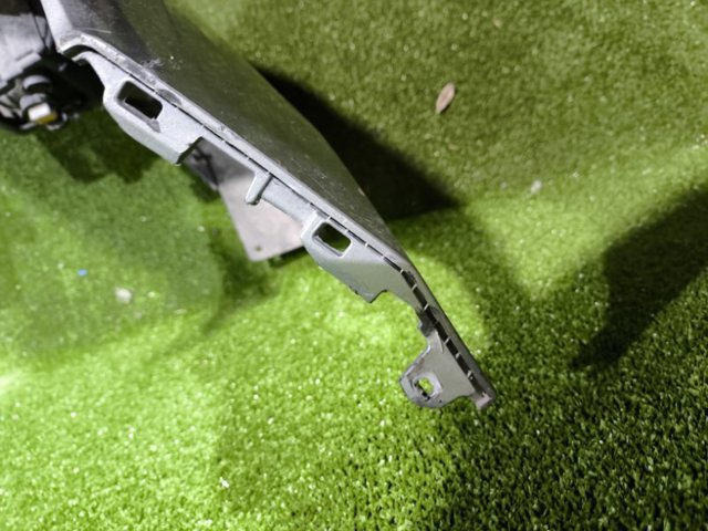 865113S000 Paragolpes  en stock Castellón