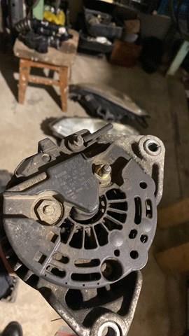 0124415005 BOSCH Alternador comprar Bilbao