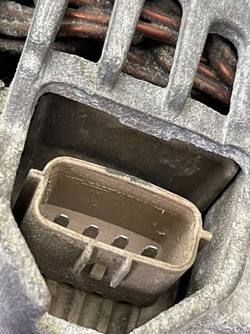 MITSUBISHI MD317862 Alternador  en stock Valencia