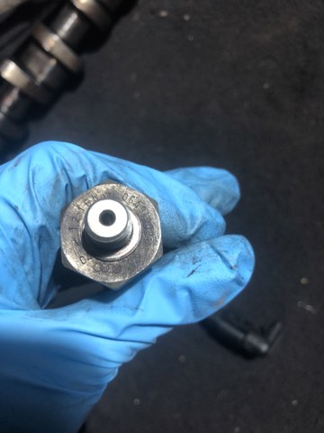 06A919081C Sensor de presión de aceite comprar Almería