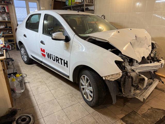 8200671272 Sensor de presión de aceite  en stock Granada