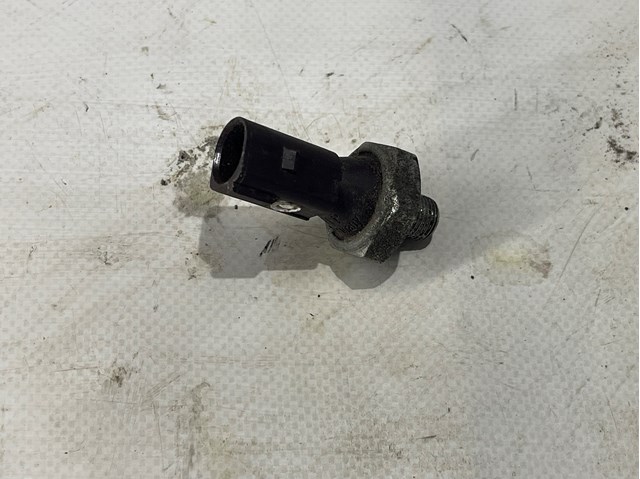 VAG 038919081 Sensor de presión de aceite  en stock Valencia