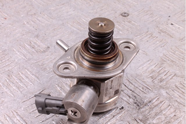 353202G740 Bomba de alta presión  comprar en Reus