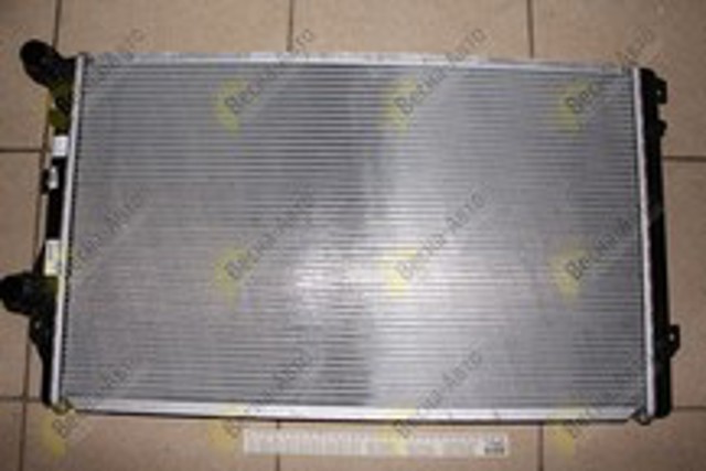 NRF 53406 Radiador refrigeración del motor  disponible Lugo