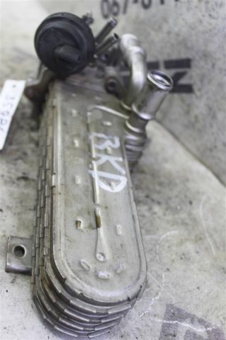 038131513J Enfriador EGR de recirculación de gases de escape  disponible Utrera