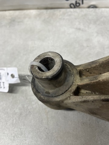 11360JD70A Soporte de motor trasero  comprar en Reus