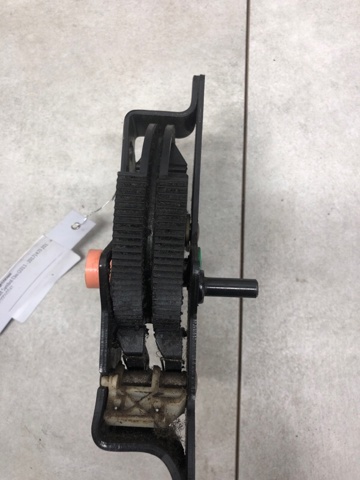 RENAULT 8200060841 Pedal embrague  en stock Terrassa