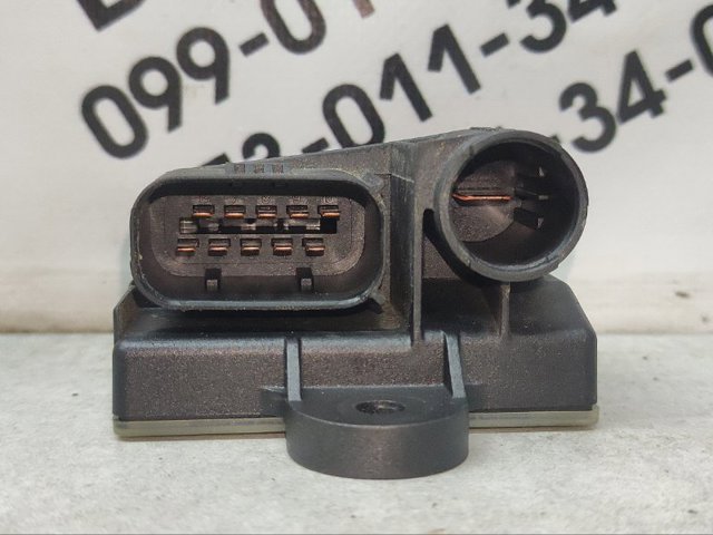 A6519002303 Relé de bujía de precalentamiento  disponible Utrera