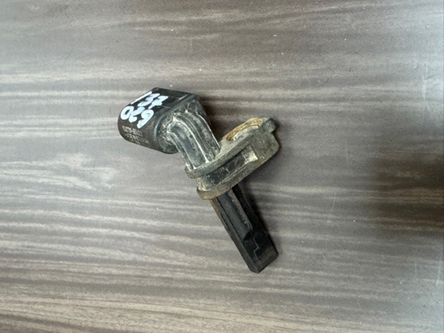 WHT005651A Sensor ABS delantero  disponible Málaga