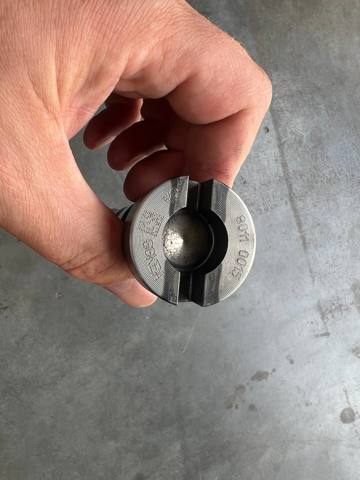 1685737 Árbol de levas  disponible Utrera