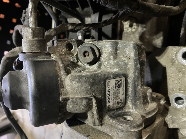 03L130755D VAG Bomba de alta presión  disponible Vigo