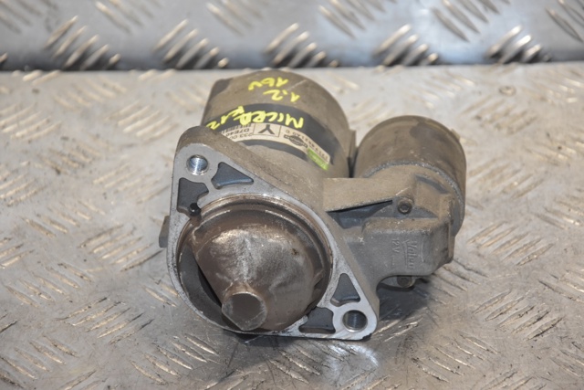 233001F77C NISSAN Motor de arranque  disponible Ourense