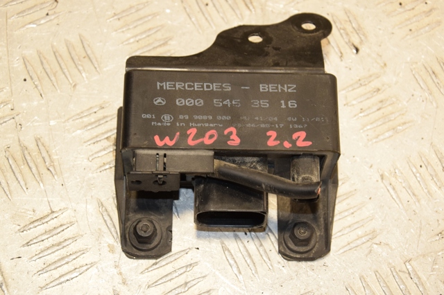 A0005453516 MERCEDES Relé de los calentadores  en stock Huelva