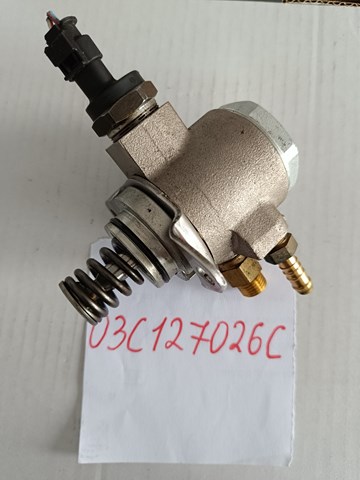 VAG 03C127026J Bomba inyectora comprar Pamplona
