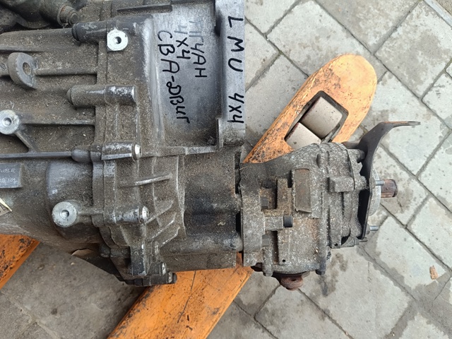 LMU Caja de cambios  en stock Sabadell