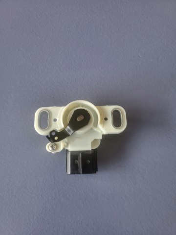 8951047040 Pedal de freno  disponible Burgos