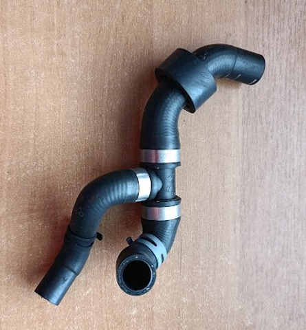 04L122073D Manguera (conducto) del sistema de refrigeración  comprar en Reus