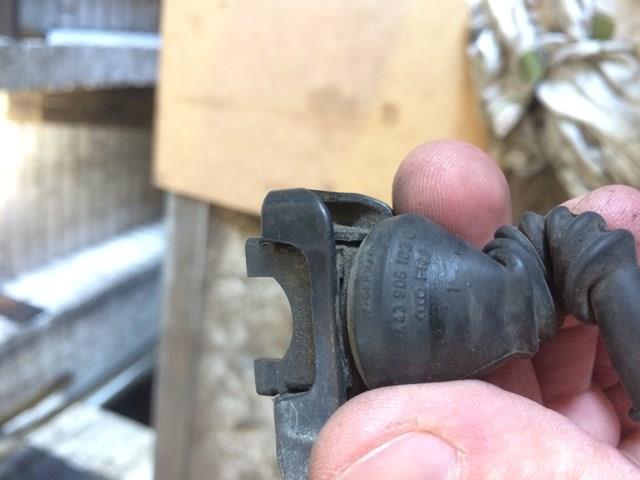 VAG 443906102G Cola de escape comprar Pamplona