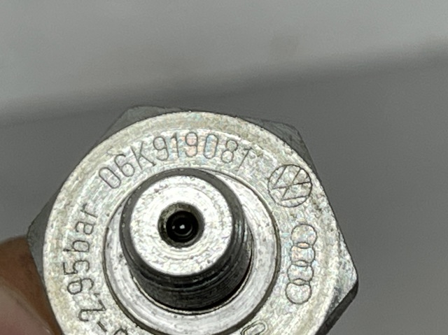 06K919081 VAG Indicador, presión del aceite  comprar en Lleida