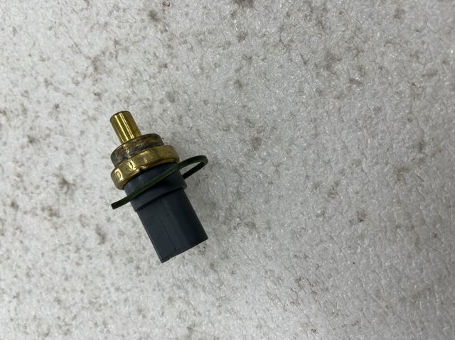 VAG 06A919501A Sensor de temperatura del refrigerante  comprar en Murcia