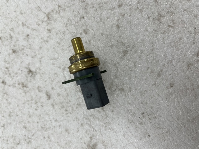 VAG 06A919501A Sensor de temperatura  en stock Salamanca