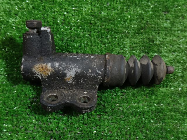 MITSUBISHI MR980832 Bombin de embrague comprar Pamplona