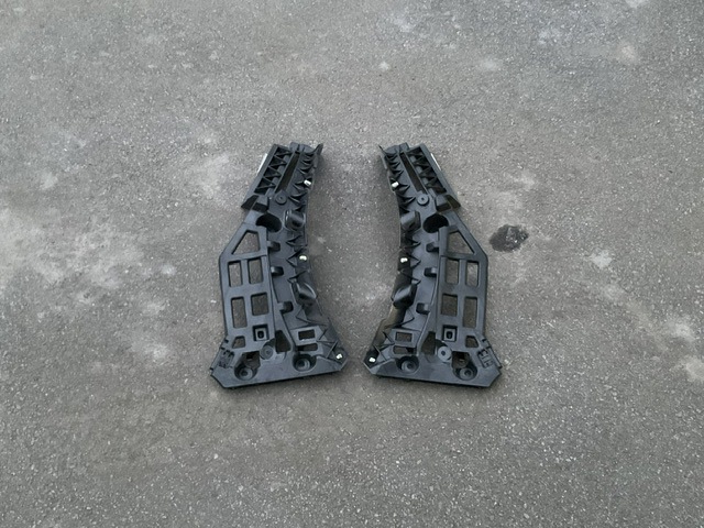 PORSCHE 95B807254H Soporte de absorbente parachoques trasero derecho  disponible España