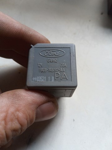 F80B14B192AA Relé de bujía de precalentamiento  comprar en Zaragoza