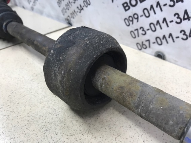 391004165R Árbol de transmisión delantero derecho  en stock Castellón