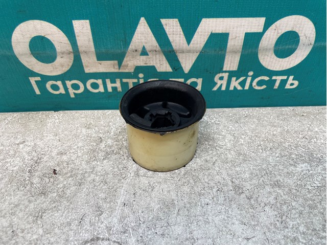 3C0199231D Silentblock de brazo de suspensión  en stock Castellón