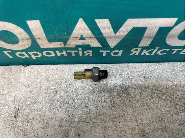 RENAULT 8200671272 Sensor de presión de aceite  en stock Salamanca