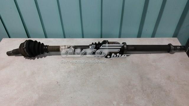 RENAULT 8200687740 Árbol de transmisión delantero derecho  en stock Valencia