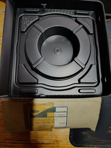 1142360 Retén de cigüeñal  en stock Castellón