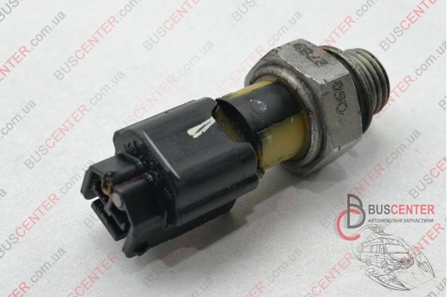 8200671272 RENAULT Sensor de presión de aceite  en stock Gandía