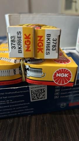 NGK BKR6ES Bujía  en stock Terrassa