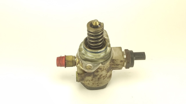 VAG 03C127026J Bomba de alta presión  disponible Lugo