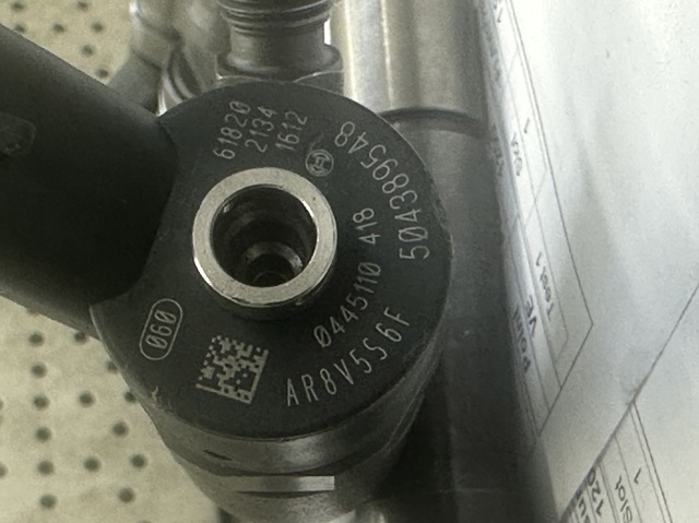 PEUGEOT 0445110418 Inyector  en stock Valencia