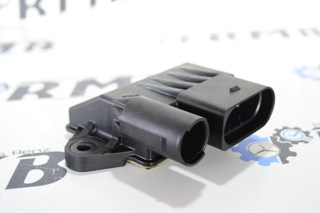 6429005701 MERCEDES Relé de bujía de precalentamiento  comprar en Oviedo