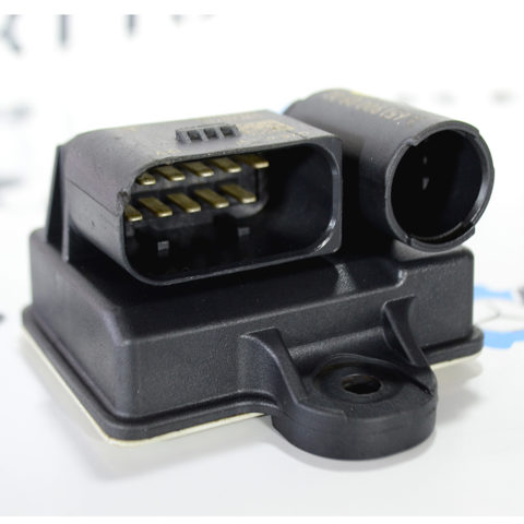 6519000900 MERCEDES Relé de los calentadores  en stock Gandía