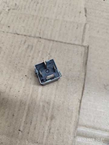 A0025428719 MERCEDES Relé de bujía de precalentamiento  comprar en Lleida