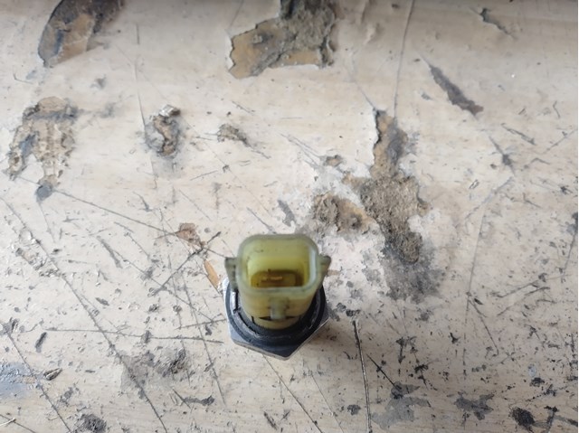 8200671272 RENAULT Indicador, presión del aceite  disponible Ourense