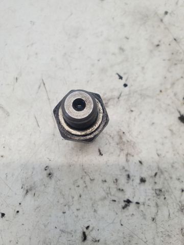 8200671272 Sensor de presión de aceite  en stock Castellón