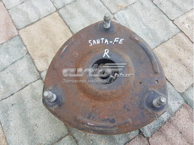 HYUNDAI 546102B100 Soporte amortiguador delantero  en stock Terrassa