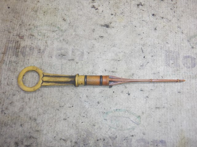 7700107188 RENAULT Varilla de nivel de aceite comprar Madrid