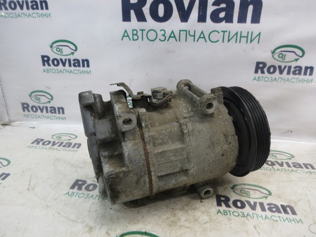 RENAULT 8200939386 Compresor de aire acondicionado  en stock Valencia