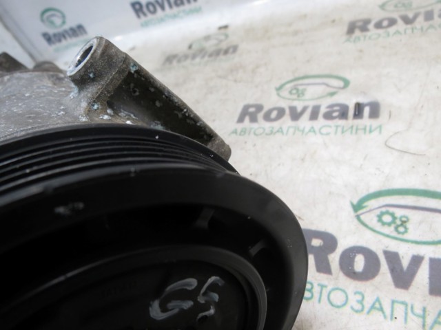 RENAULT 8200939386 Compresor de aire acondicionado  en stock Salamanca