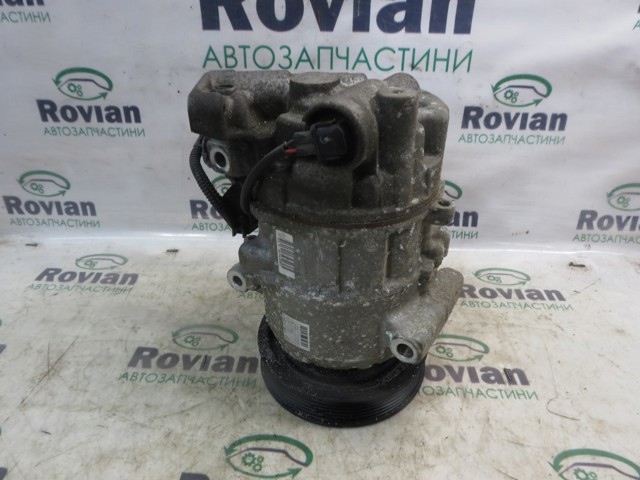 8200939386 RENAULT Compresor de aire acondicionado  en stock Córdoba