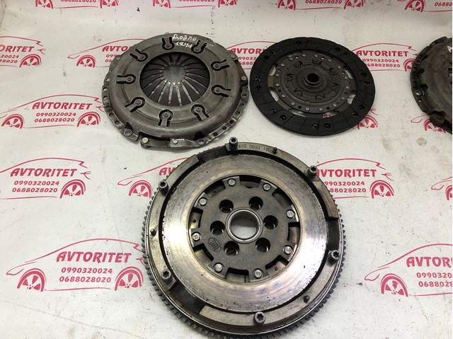 LUK 415069410 Volante motor  disponible Lugo