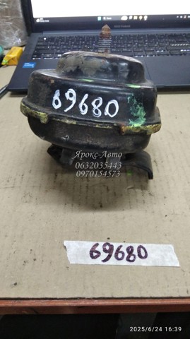 VAG 191199279E Soporte motor delantero  disponible Lugo