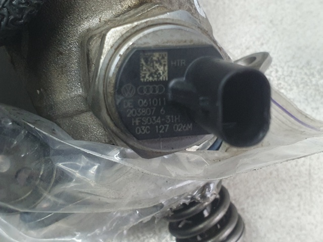 03C127026M Bomba inyectora  en stock Sabadell